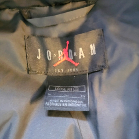 BRAND NEW Jordan Flight Heritage Camo Down Parka Men's Size: XL - Picture 10 of 12